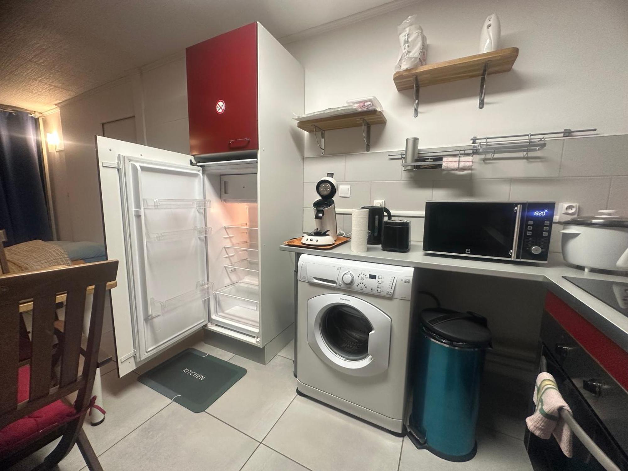 Appartement T2 Colombier Pour 5 Personnes Vue Mer Sainte Clotilde Exterior photo